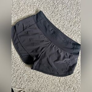 Lulu lemon black shorts